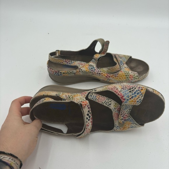 Wolky Women’s 40 Multicolor Fantasy Strappy Sandals - Picture 6 of 7